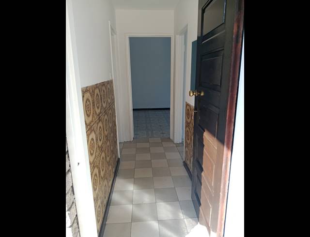 4 BEDROOM FREEHOLD FOR SALE IN MOUNTAIN RISE